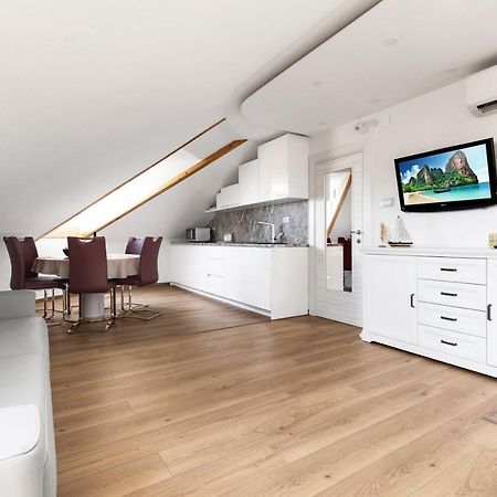 Luxury Dante Apartment With Terrace Split Exterior foto